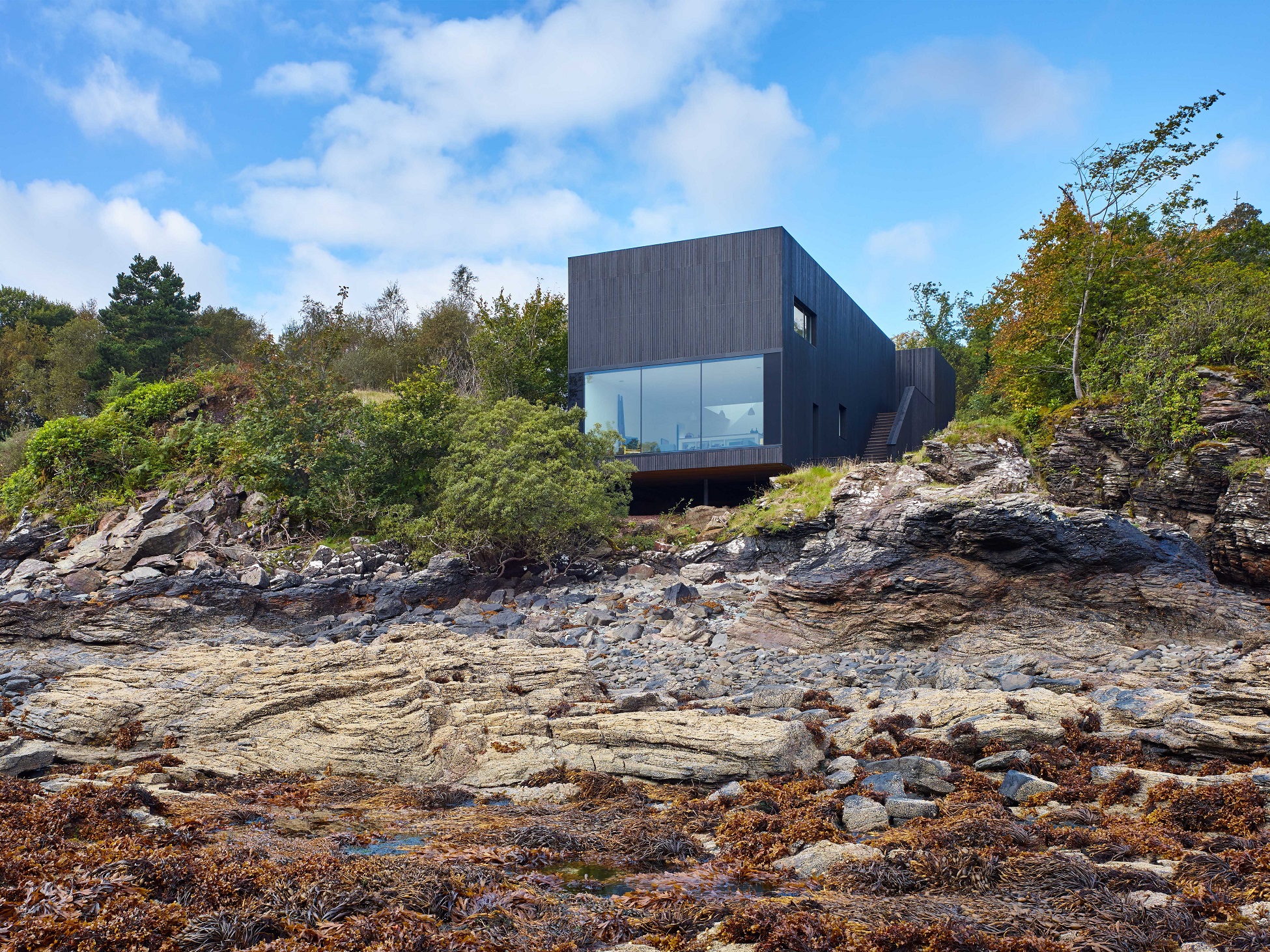 Residential The Black House | Dualchas Architects